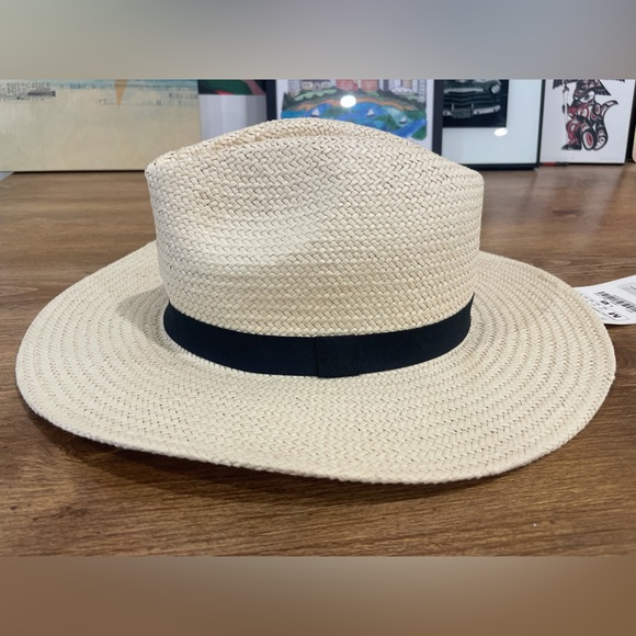 Zara beach hat - Picture 1 of 5